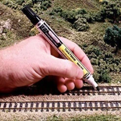 Woodland Scenics TT4582 Track Painter Weathered Tie -Brio shop woo4582 woodland scenics tt4582 tidy track track painter weathered tie woou4582 3 22264.1609779302